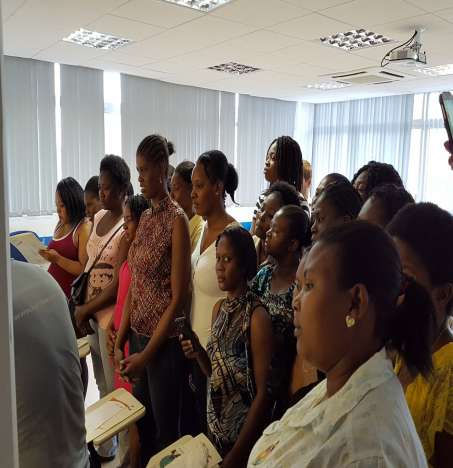 Haitianas encontram em Londrina oportunidade para ingresso no mercado de trabalho